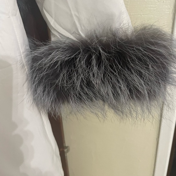 Fox fur coat - Picture 8 of 9